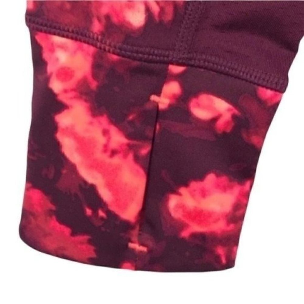 Athleta Runway long sleeve workout running top red pink size XL Style#964270 - Picture 5 of 8